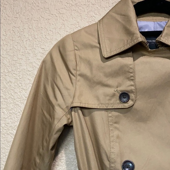 Banana Republic Factory Tan Double-Breasted Trench Coat - Picture 13 of 16